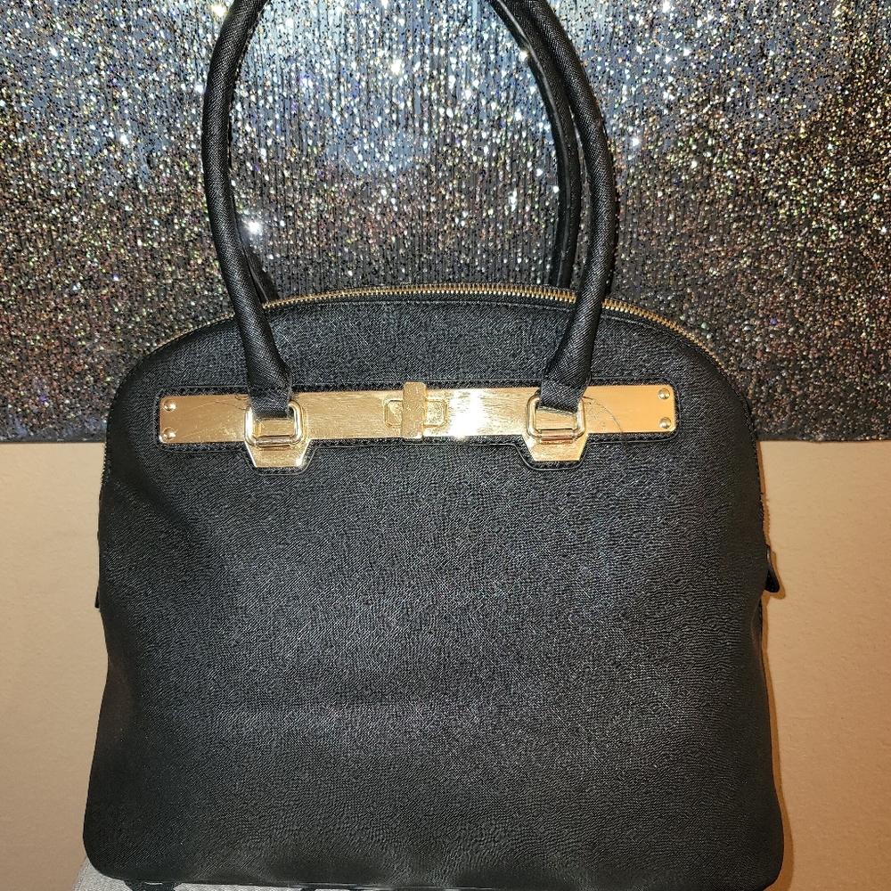 ALDO lg. black gold handbag